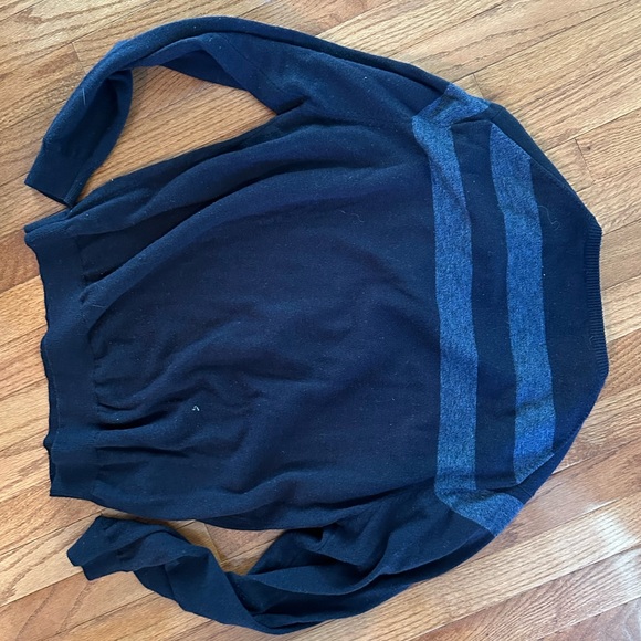 Linea Rosso Designed by Patrick Assaraf Merino Wool Striped V Neck Men’s Sweater - Picture 3 of 4